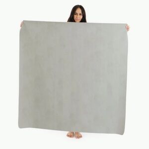 NWT Gathre Midi Mat Pewter